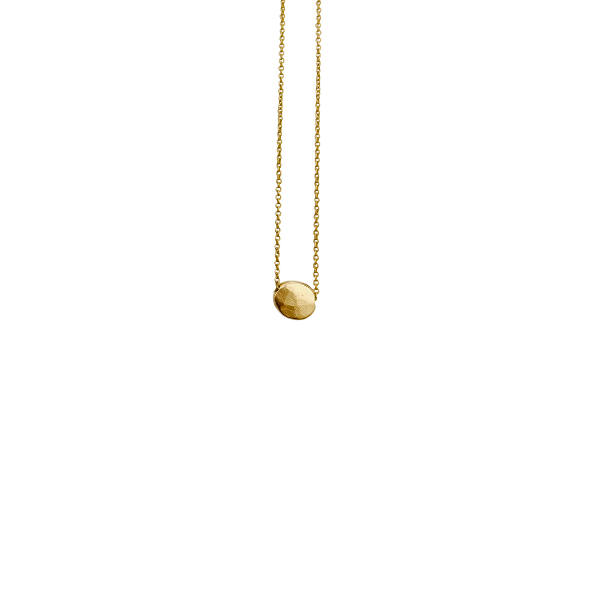 Packshot Collier Granaille en Or 750 par la créatrice Louise Vurpas pour Bijouterie Fine