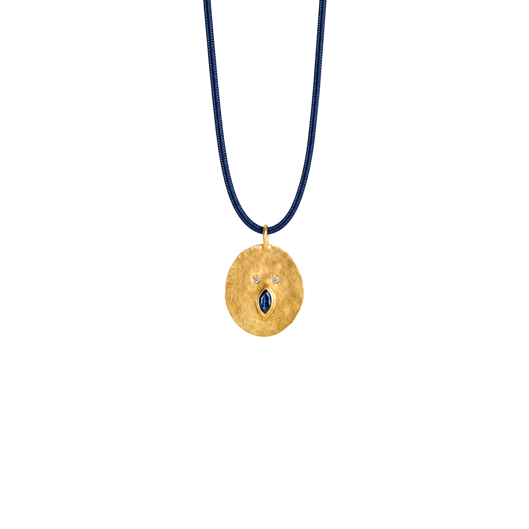 Médaille Tronche Louise en Or 750 mat et martelé avec diamants et saphir bleu taille navette fabriquée à la main à Lyon
