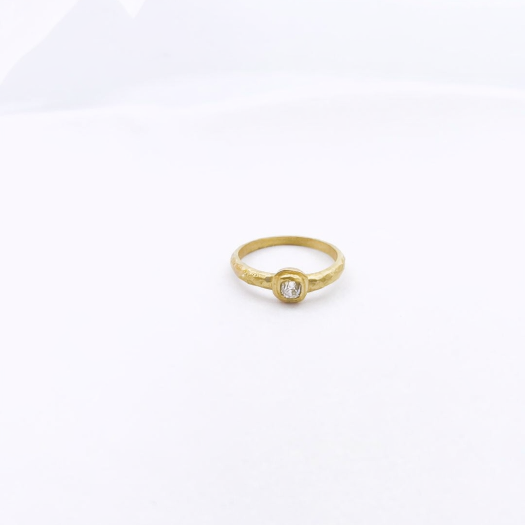 Monolith Ring