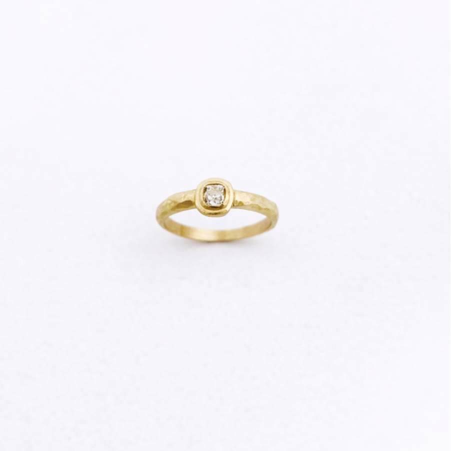 Monolith Ring