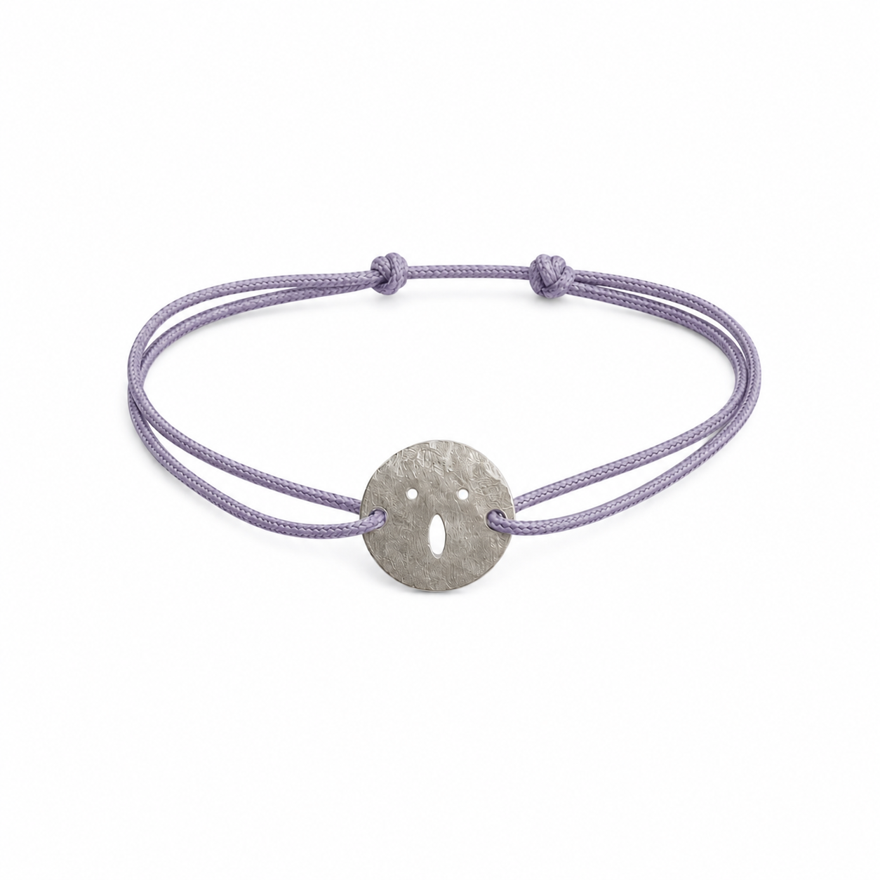 Bracelet cordon ajouré, issu de la collection Tronche de la créatrice lyonnaise Louise Vurpas