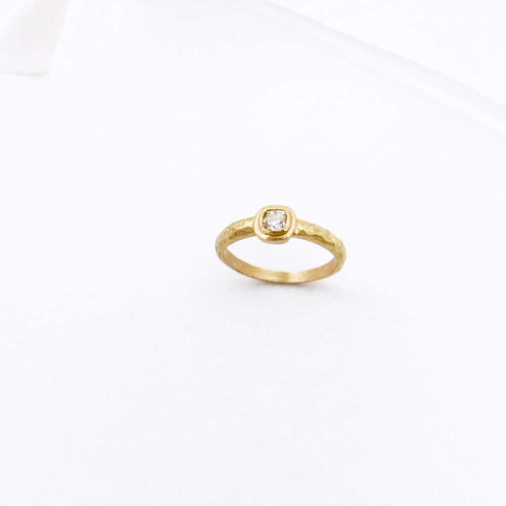 Monolith Ring