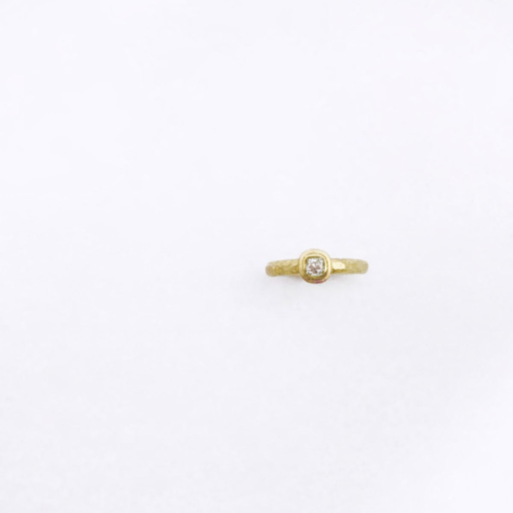 Monolith Ring