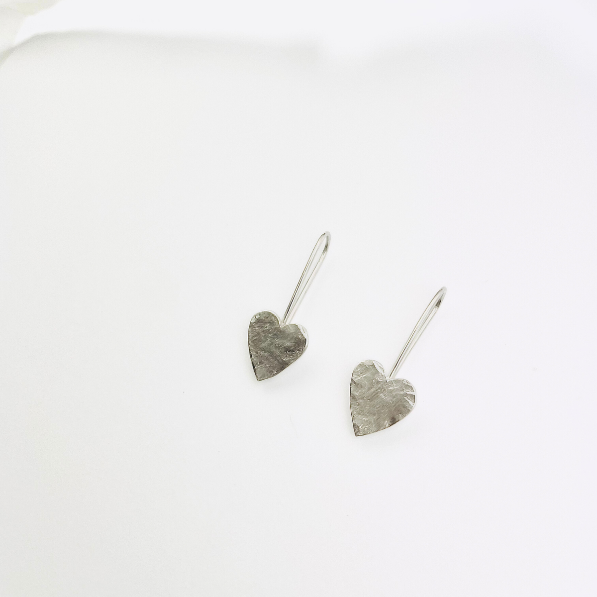 Amor Amor earrings