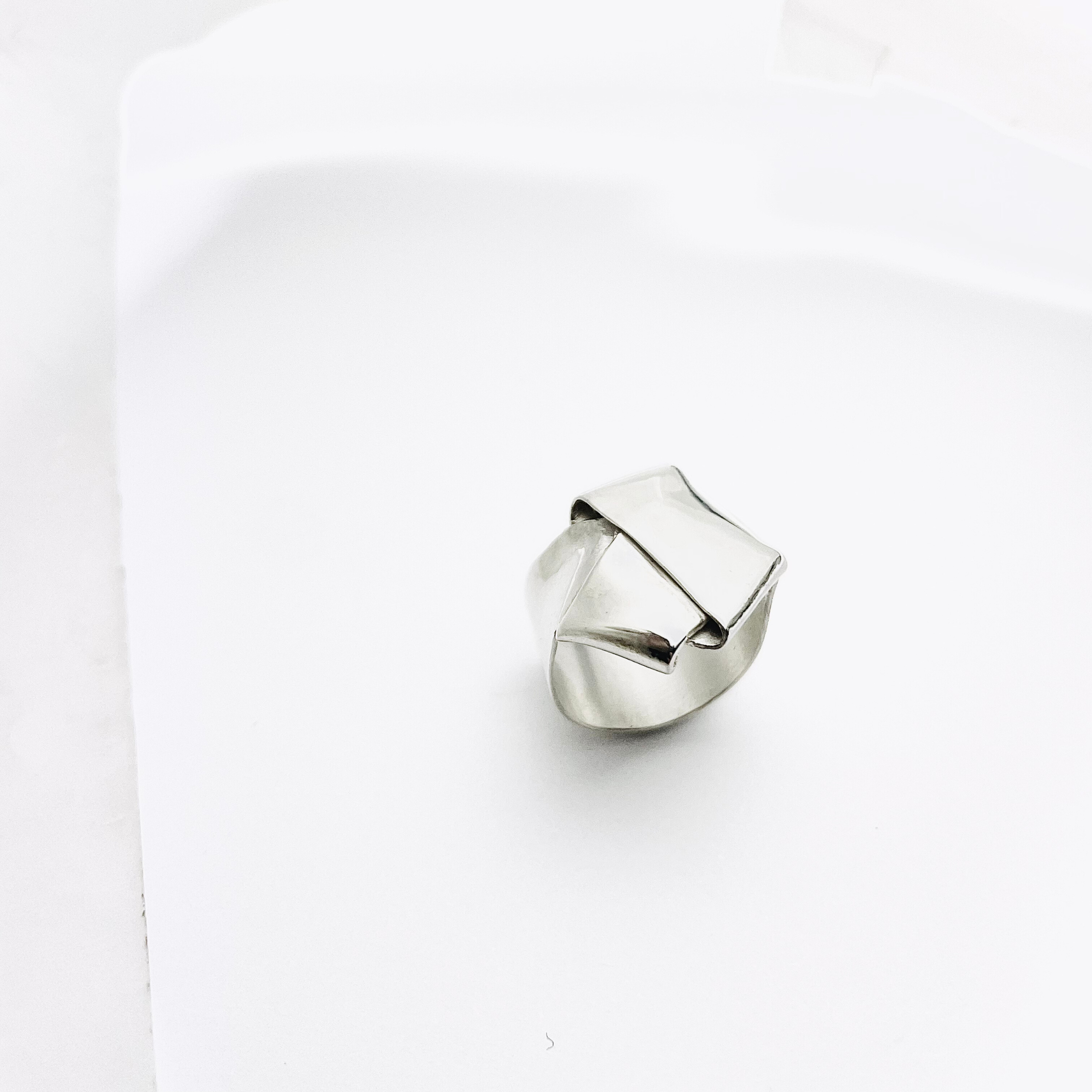 Bague Pliée