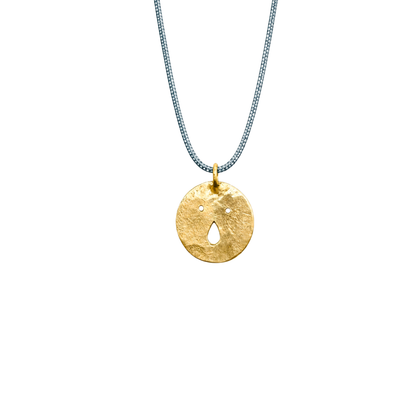 Médaille Tronche Paula en Argent 925 ou Vermeil avec finition mate et martelée fabriquée à la main par Louise Vurpas